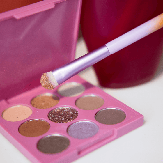 Daydreams Eyeshadow Palette – 9 Shades of Neutrals, Pinks & Shimmers | Lucky Chick Lucky Chick Inc.